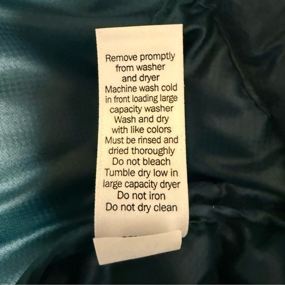 Athleta Womens Teal Green Down Filled Quilted Hooded Puffer Jacket Size Small - Picture 8 of 10